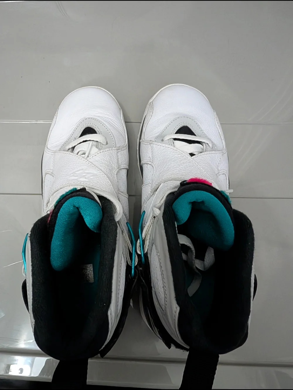 Nike Air Jordan 8 Retro GS South Beach Sneakers White Teal 7Y / Women’s 8.5